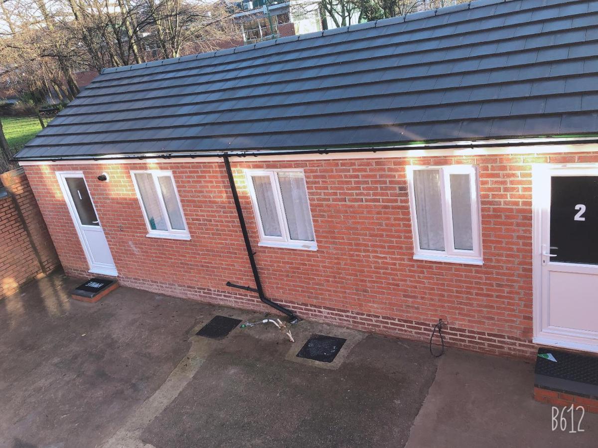 Flat 1 - Entire Modern Studio With En-Suite And Free Parking Close To Qmc, City Centre & Notts Uni Ноттингем Экстерьер фото